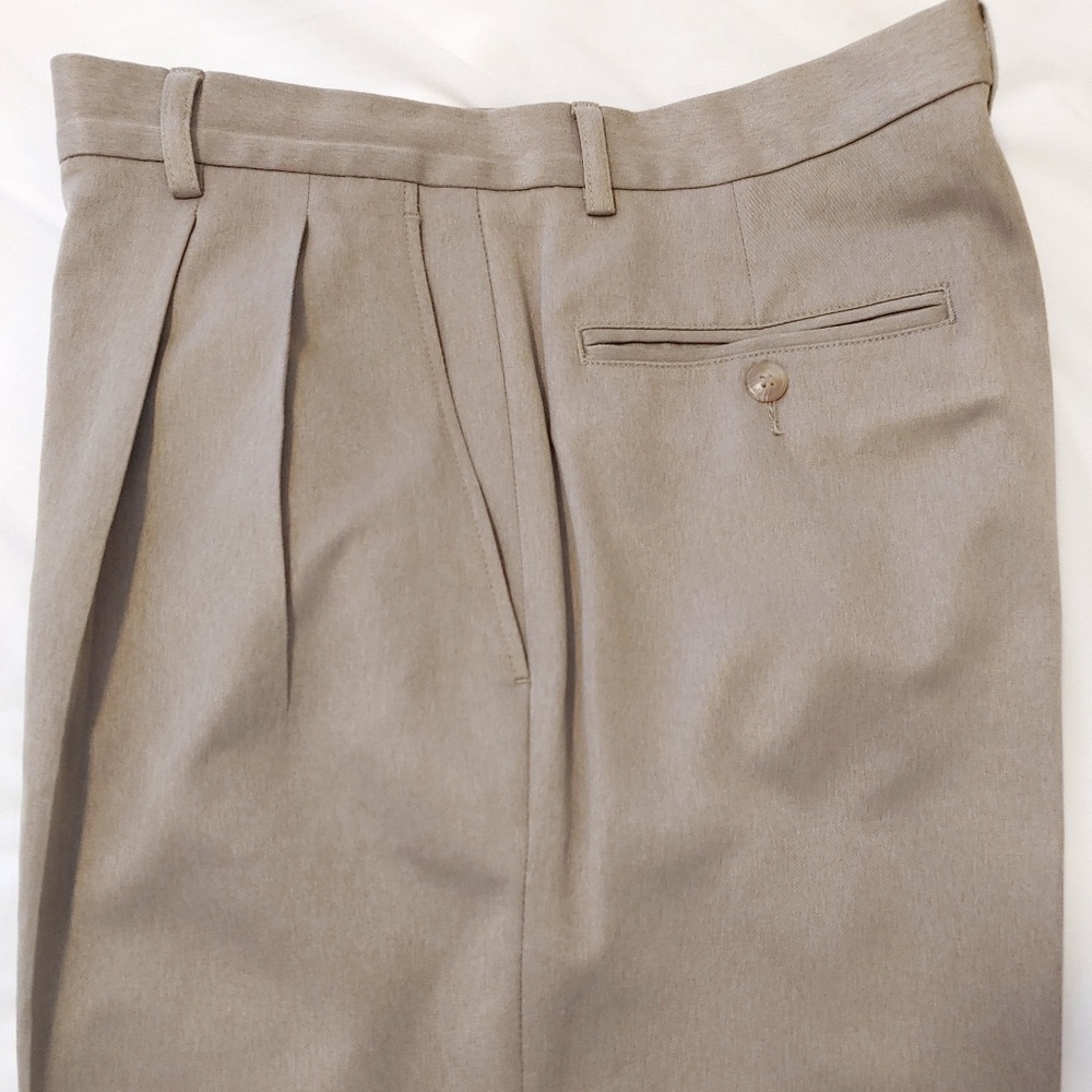 Full Cut Pleated Dress Pants